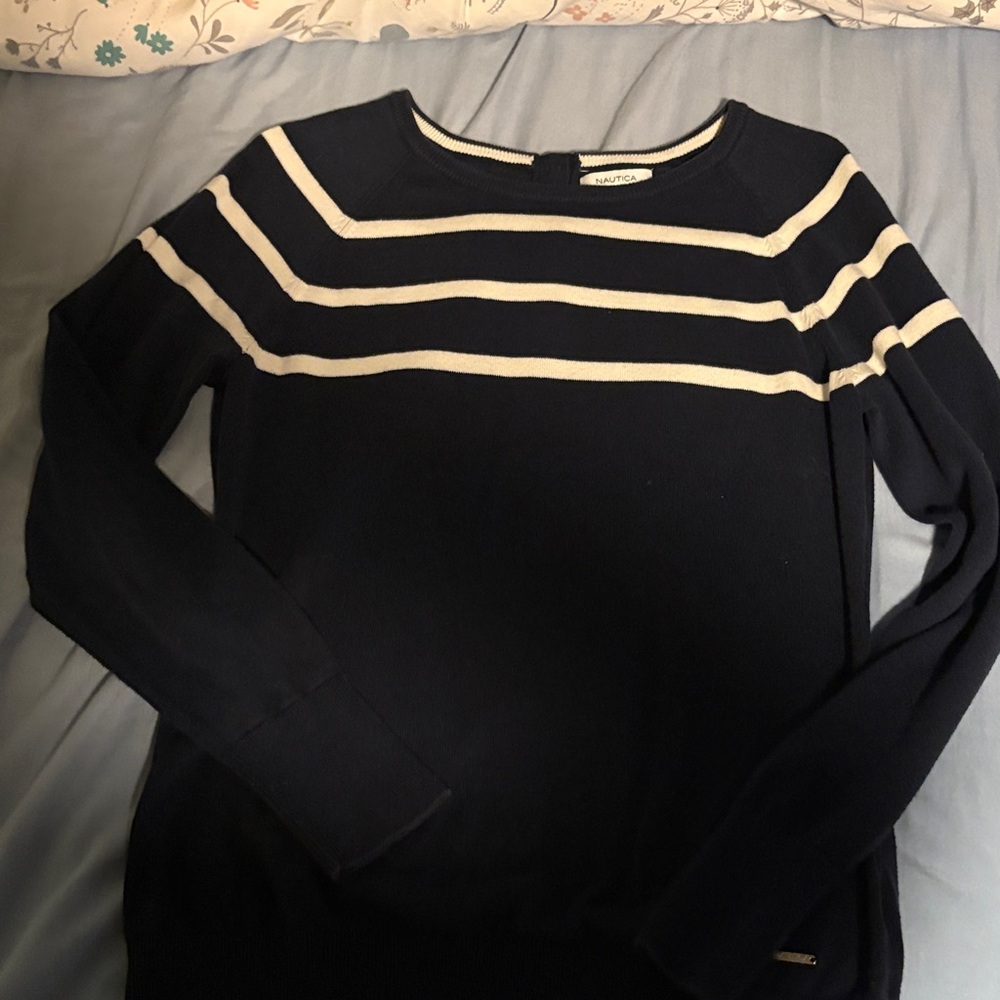 Nautica Women's Navy and Cream Striped Sweater